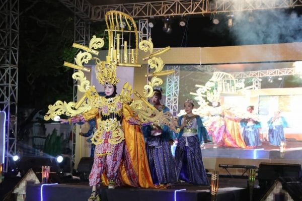 Night Fashion Carnival Genjot Daya Tarik Wisata Lebak Lewat Peragaan Kostum Unik