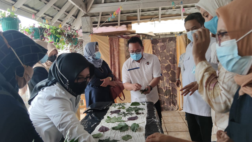 Workshop Ecoprint, Dari Alam Untuk Ekonomi Kreatif Banten