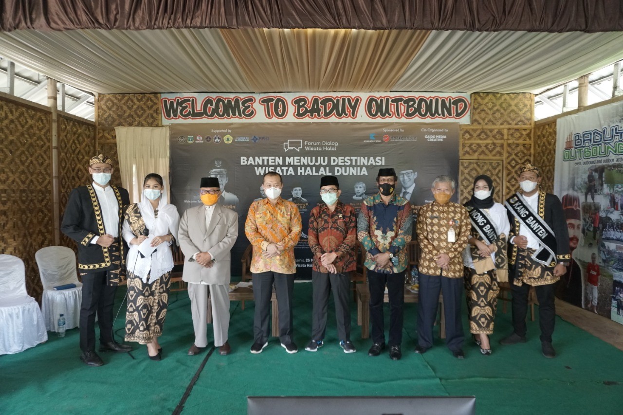 “Banten Menuju Wisata Halal Dunia” Potensi Pengembangan Wisata Halal Berbasis Budaya Masyarakat Banten Yang Islami